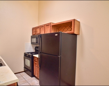 11645 Gordon Cooper Lane - Photo Thumbnail 15