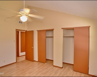11645 Gordon Cooper Lane - Photo Thumbnail 25