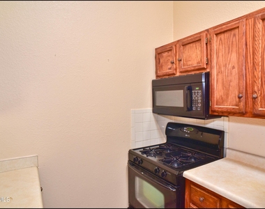 11645 Gordon Cooper Lane - Photo Thumbnail 16