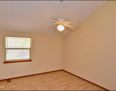 11645 Gordon Cooper Lane - Photo Thumbnail 23