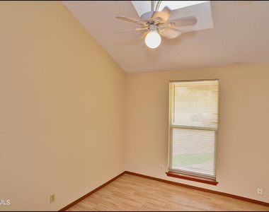 11645 Gordon Cooper Lane - Photo Thumbnail 33