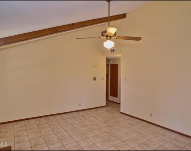 11645 Gordon Cooper Lane - Photo Thumbnail 7