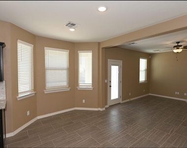 4628 Marisabel Azcarate Street - Photo Thumbnail 14