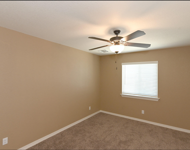 4628 Marisabel Azcarate Street - Photo Thumbnail 31