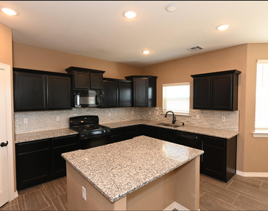 4628 Marisabel Azcarate Street - Photo Thumbnail 7