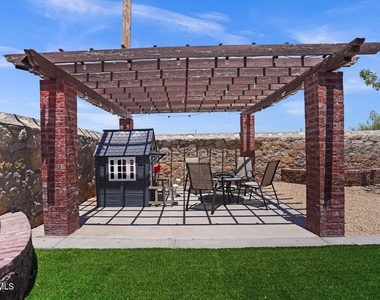 3749 Loma Adriana - Photo Thumbnail 24