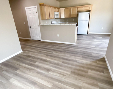 8948 Ankerson Street - Photo Thumbnail 5