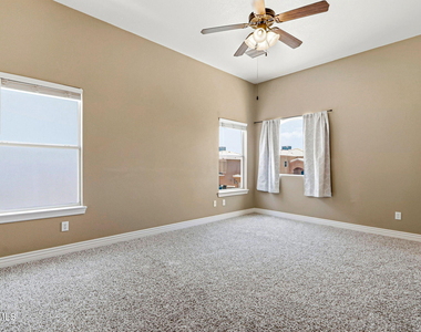 3727 Grand Bahamas Drive - Photo Thumbnail 32