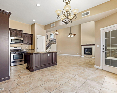 3727 Grand Bahamas Drive - Photo Thumbnail 12