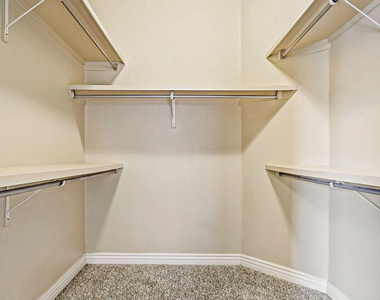 3727 Grand Bahamas Drive - Photo Thumbnail 40