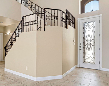 3727 Grand Bahamas Drive - Photo Thumbnail 5