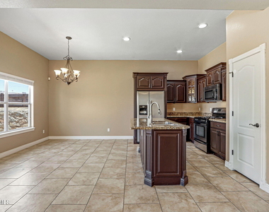 3727 Grand Bahamas Drive - Photo Thumbnail 10