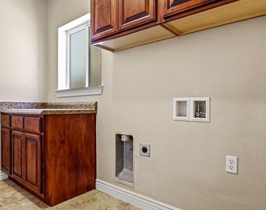 3727 Grand Bahamas Drive - Photo Thumbnail 21