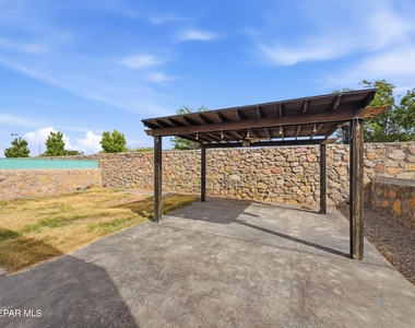 12805 Kingsbury Avenue - Photo Thumbnail 20