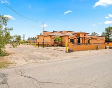 248 S Moon Road - Photo Thumbnail 1