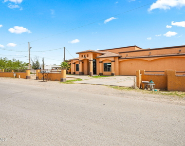 248 S Moon Road - Photo Thumbnail 5