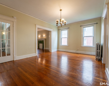 92 Fairfield Avenue - Photo Thumbnail 11