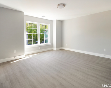 91 Taft Pointe - Photo Thumbnail 14