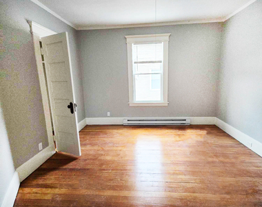 652 Watertown Avenue - Photo Thumbnail 1