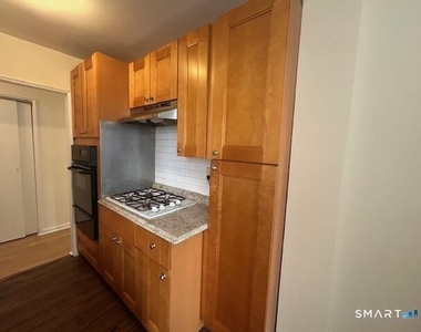 39 Glenbrook Road - Photo Thumbnail 8