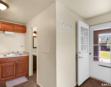 10 Grant Street - Photo Thumbnail 5