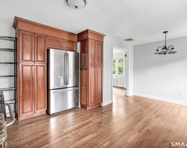 215 Bennett Street - Photo Thumbnail 12