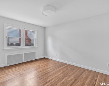 215 Bennett Street - Photo Thumbnail 18