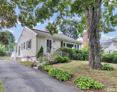 215 Bennett Street - Photo Thumbnail 2