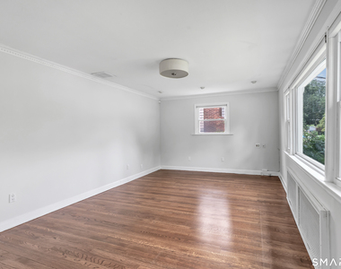 215 Bennett Street - Photo Thumbnail 5