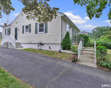 215 Bennett Street - Photo Thumbnail 3