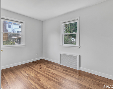 215 Bennett Street - Photo Thumbnail 15