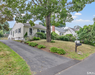 215 Bennett Street - Photo Thumbnail 4