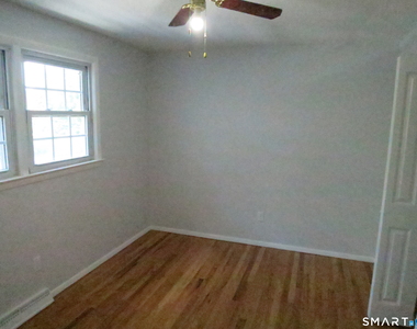 6 Carolina Drive - Photo Thumbnail 8