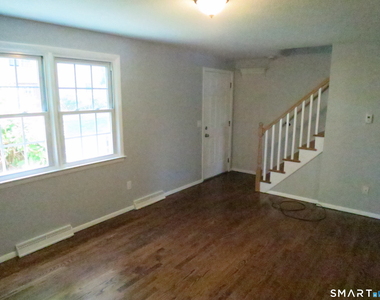 6 Carolina Drive - Photo Thumbnail 4