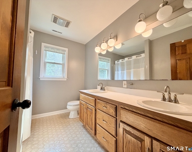 22 Hyde Park Drive - Photo Thumbnail 34