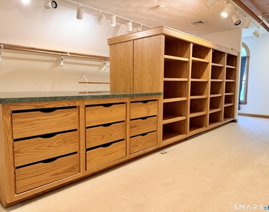 22 Hyde Park Drive - Photo Thumbnail 28