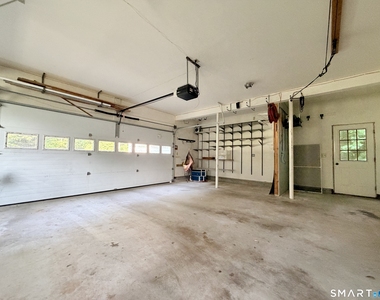 22 Hyde Park Drive - Photo Thumbnail 38