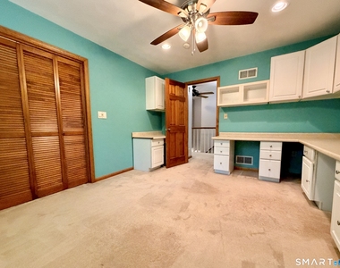 22 Hyde Park Drive - Photo Thumbnail 36