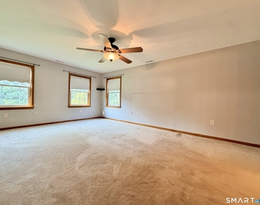 22 Hyde Park Drive - Photo Thumbnail 22
