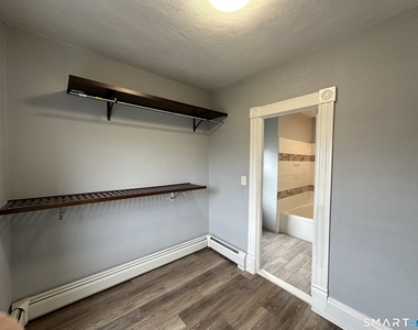 12 Woodland Street - Photo Thumbnail 10