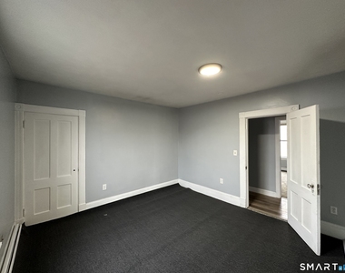 12 Woodland Street - Photo Thumbnail 6
