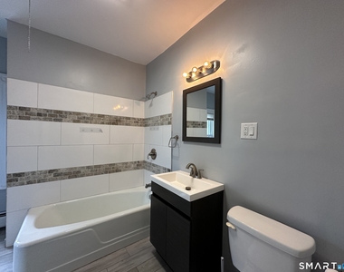 12 Woodland Street - Photo Thumbnail 7