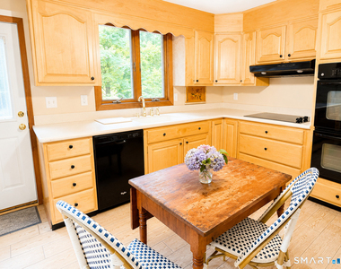 18 Dawn Street - Photo Thumbnail 3