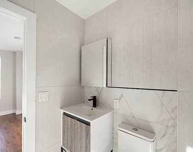 195 Underhill Avenue - Photo Thumbnail 2