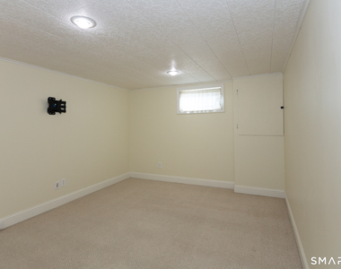 135 Camp Avenue - Photo Thumbnail 20
