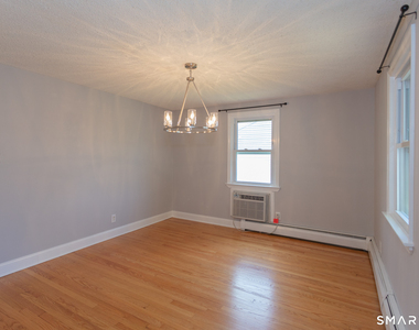 135 Camp Avenue - Photo Thumbnail 6