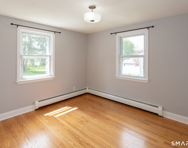 135 Camp Avenue - Photo Thumbnail 11