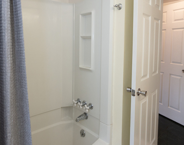 135 Camp Avenue - Photo Thumbnail 10