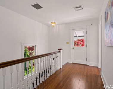 462 Riverside Avenue - Photo Thumbnail 19
