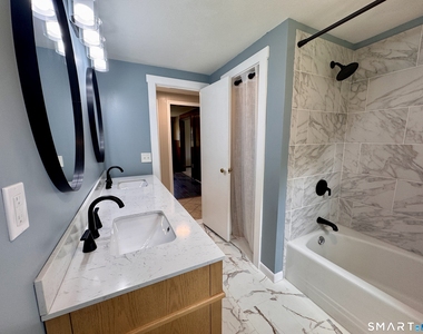 138 Hampden Road - Photo Thumbnail 18